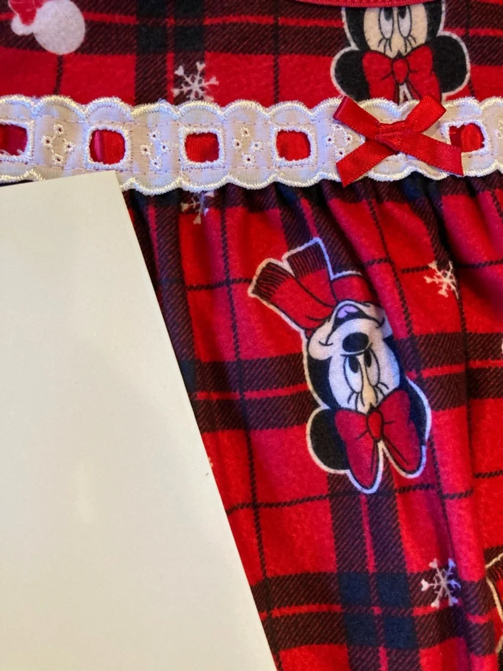 Girls Disney Minnie Mouse red black plaid long sleeve nightgown size 5T - Picture 5 of 6